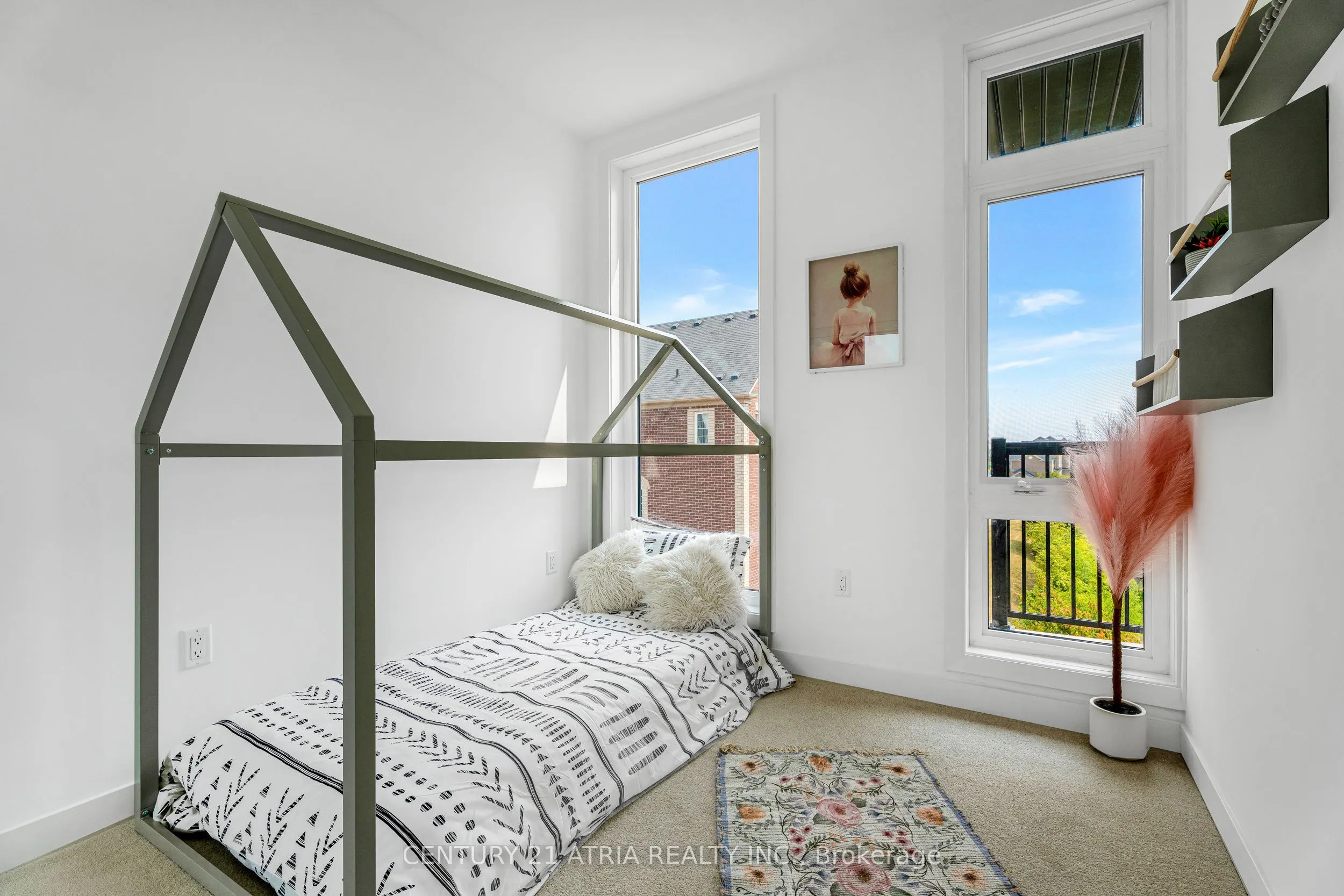 188 Angus Drive, #15