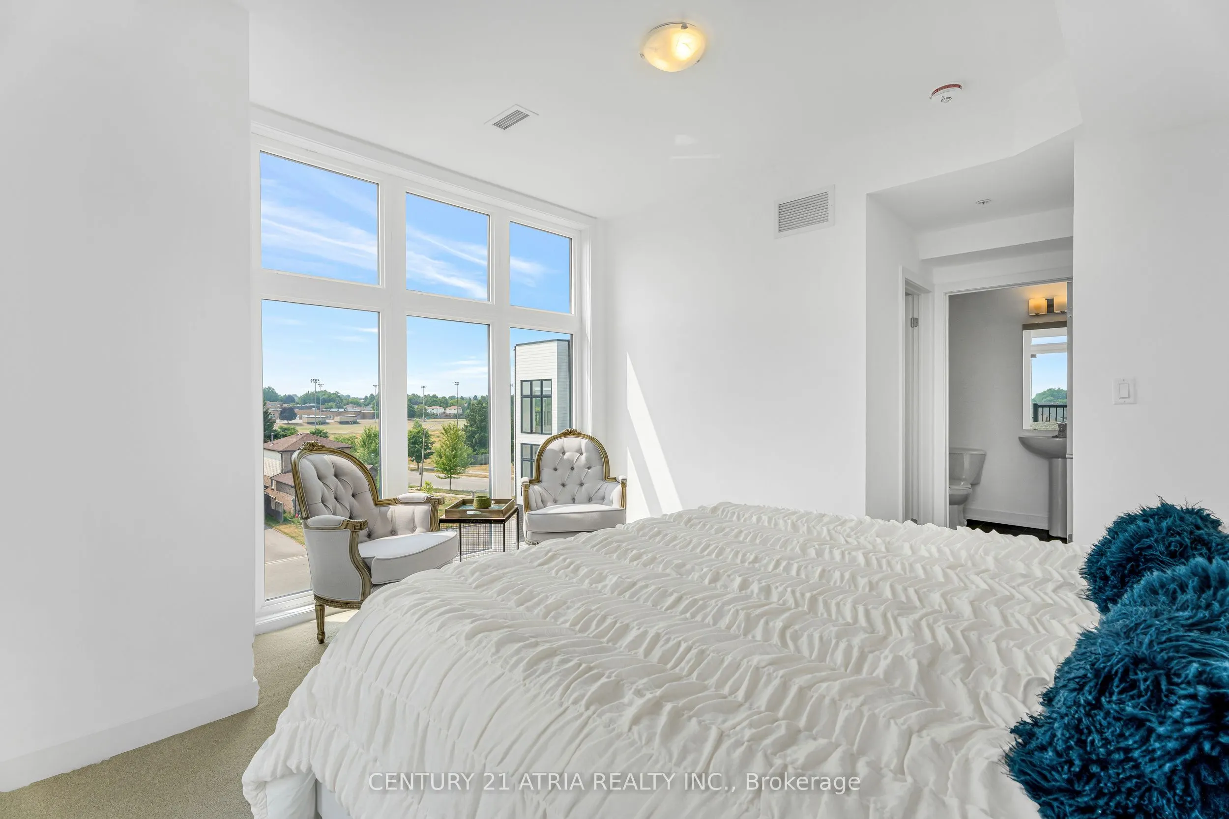 188 Angus Drive, #15