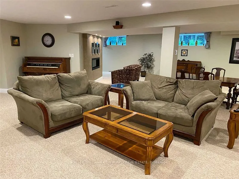4489 Old Scugog Road, #Lower
