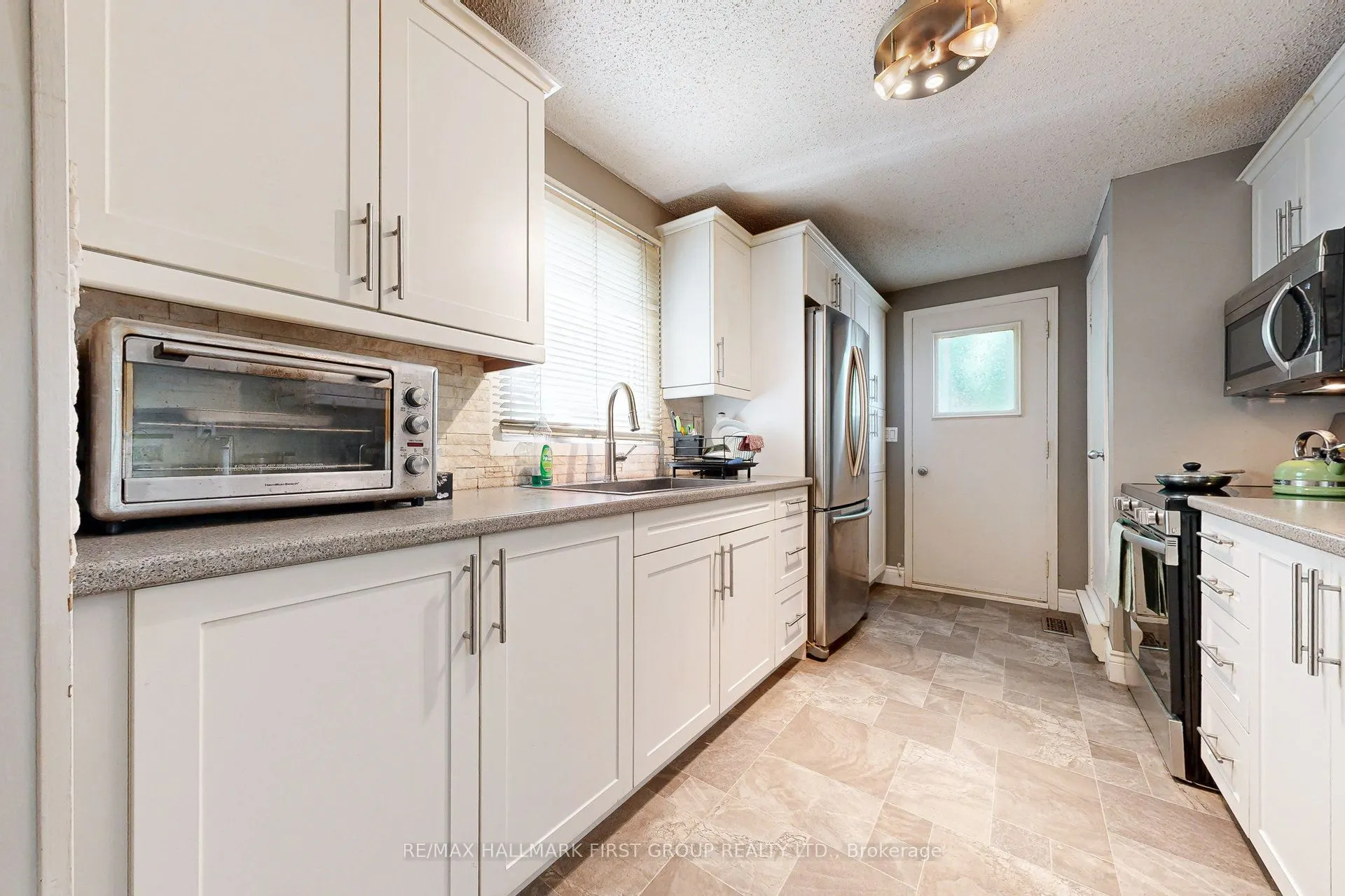 4 Kawartha Road