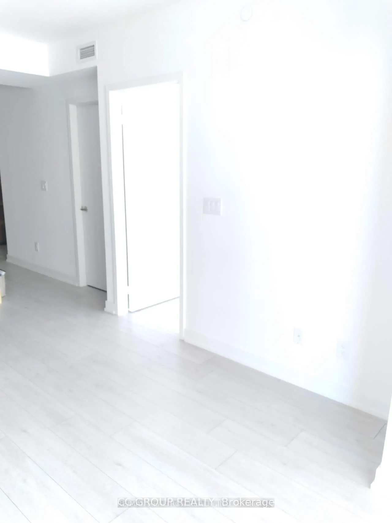 2033 Kennedy Road, #1212