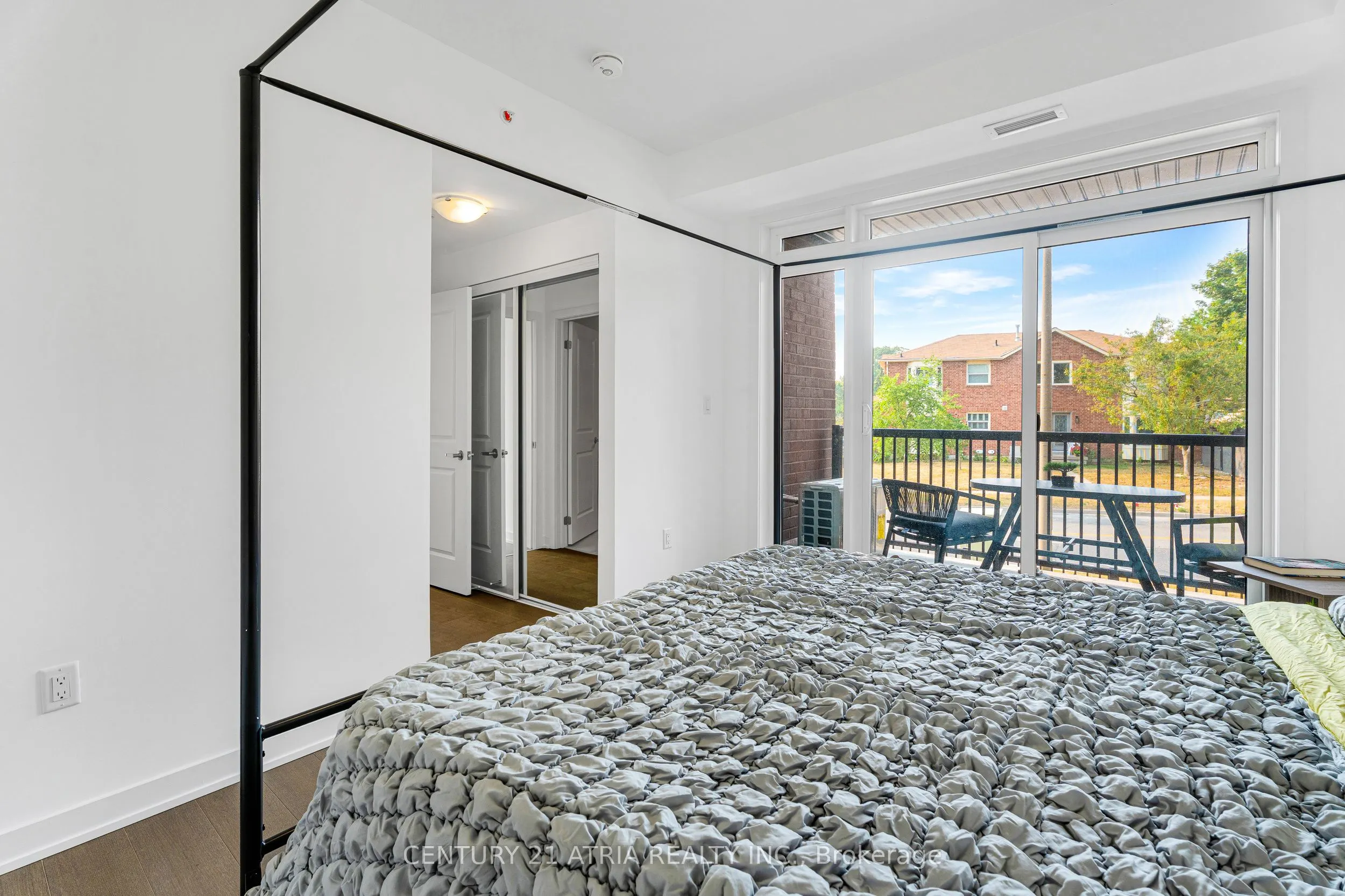 184 Angus Drive, #8