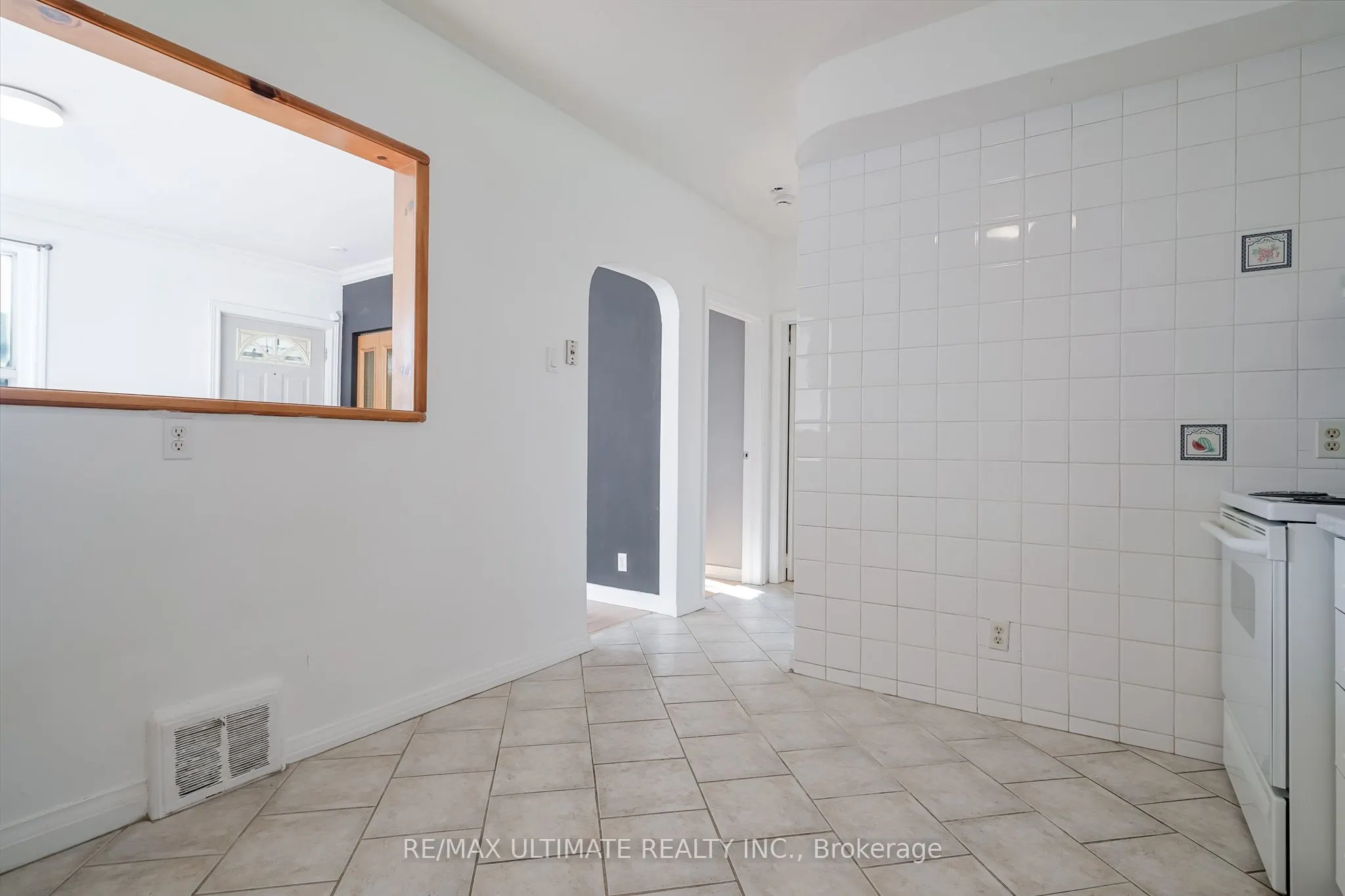 87 Maybourne Avenue, #Main