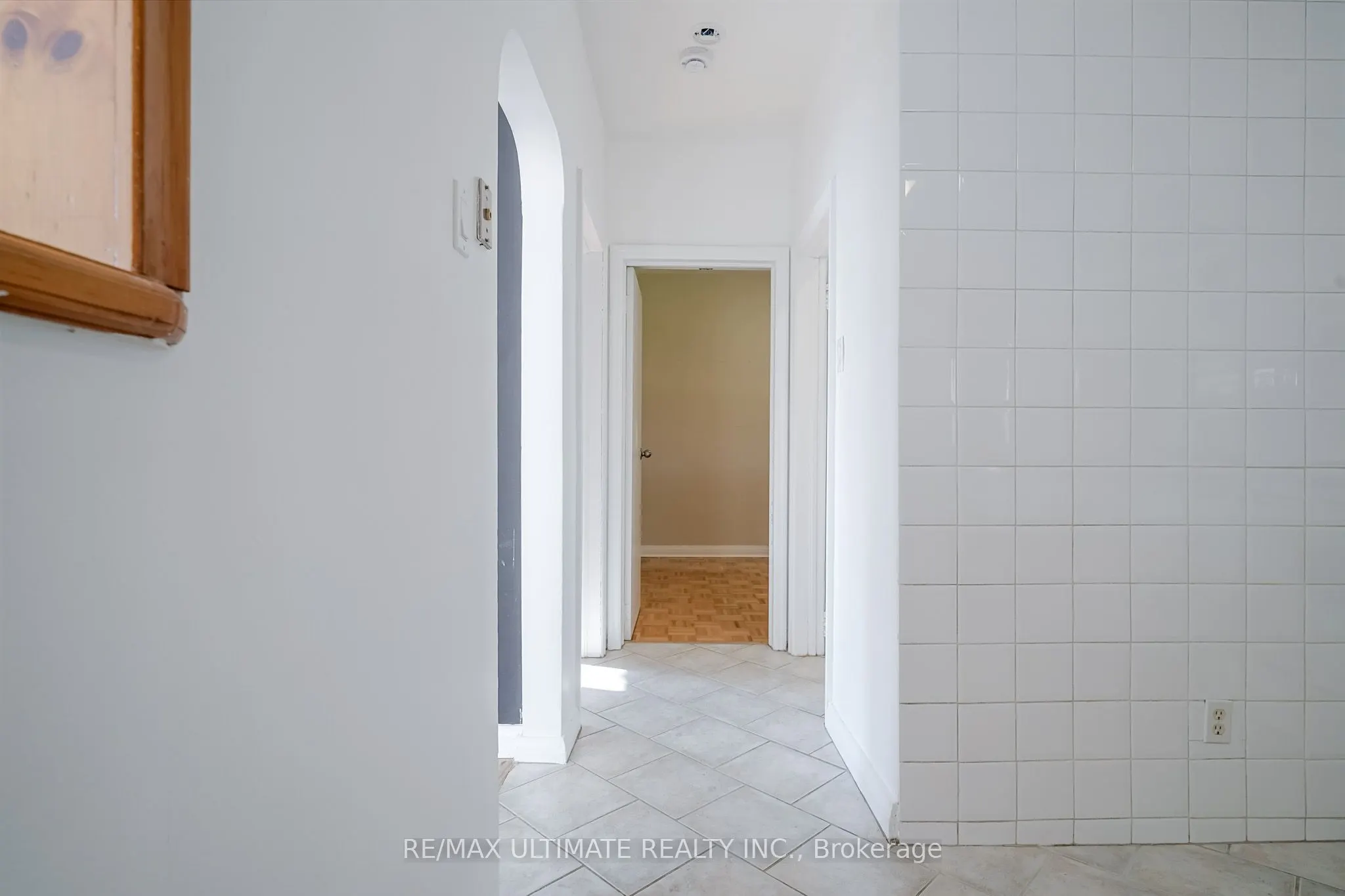 87 Maybourne Avenue, #Main