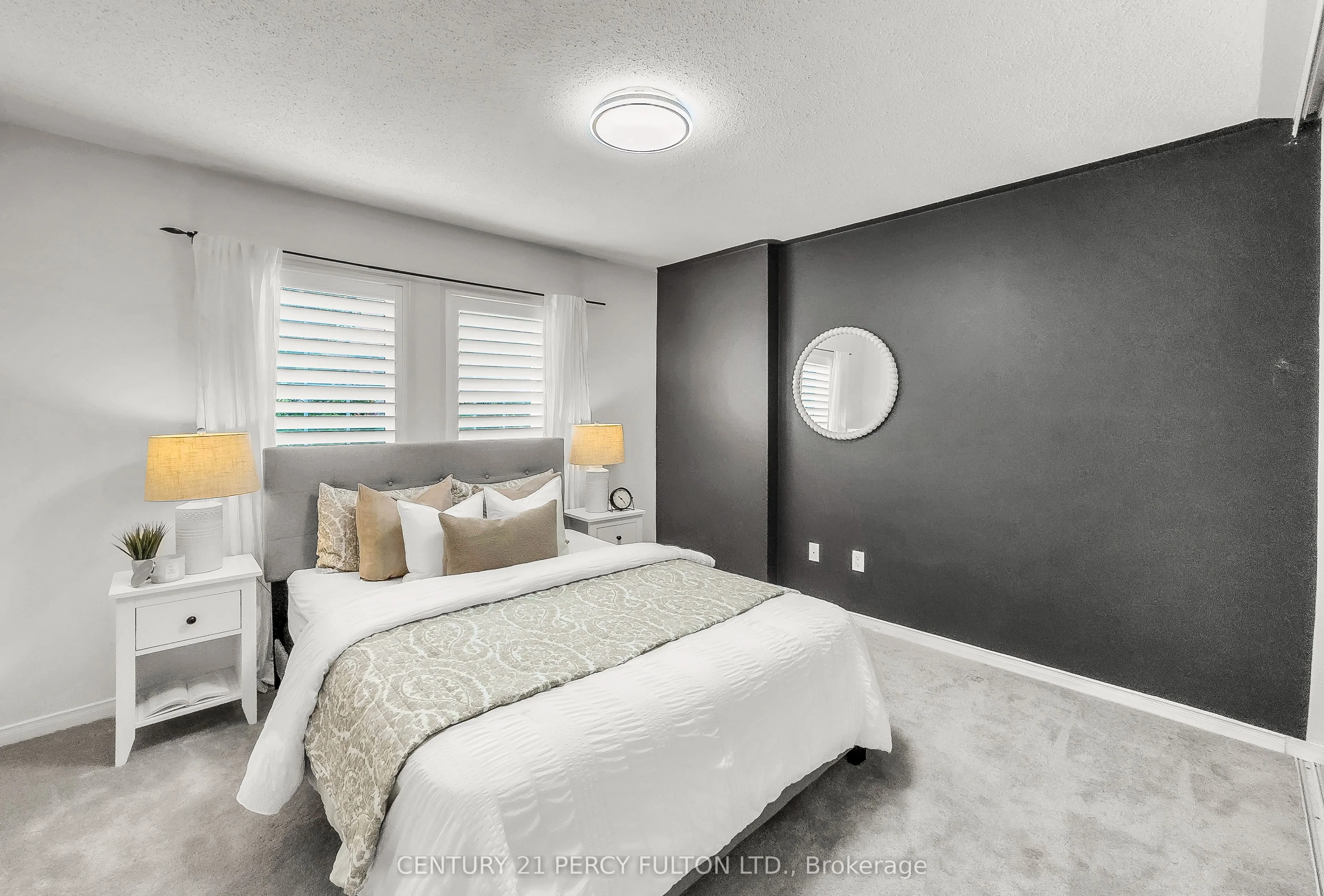 918 Taggart Crescent