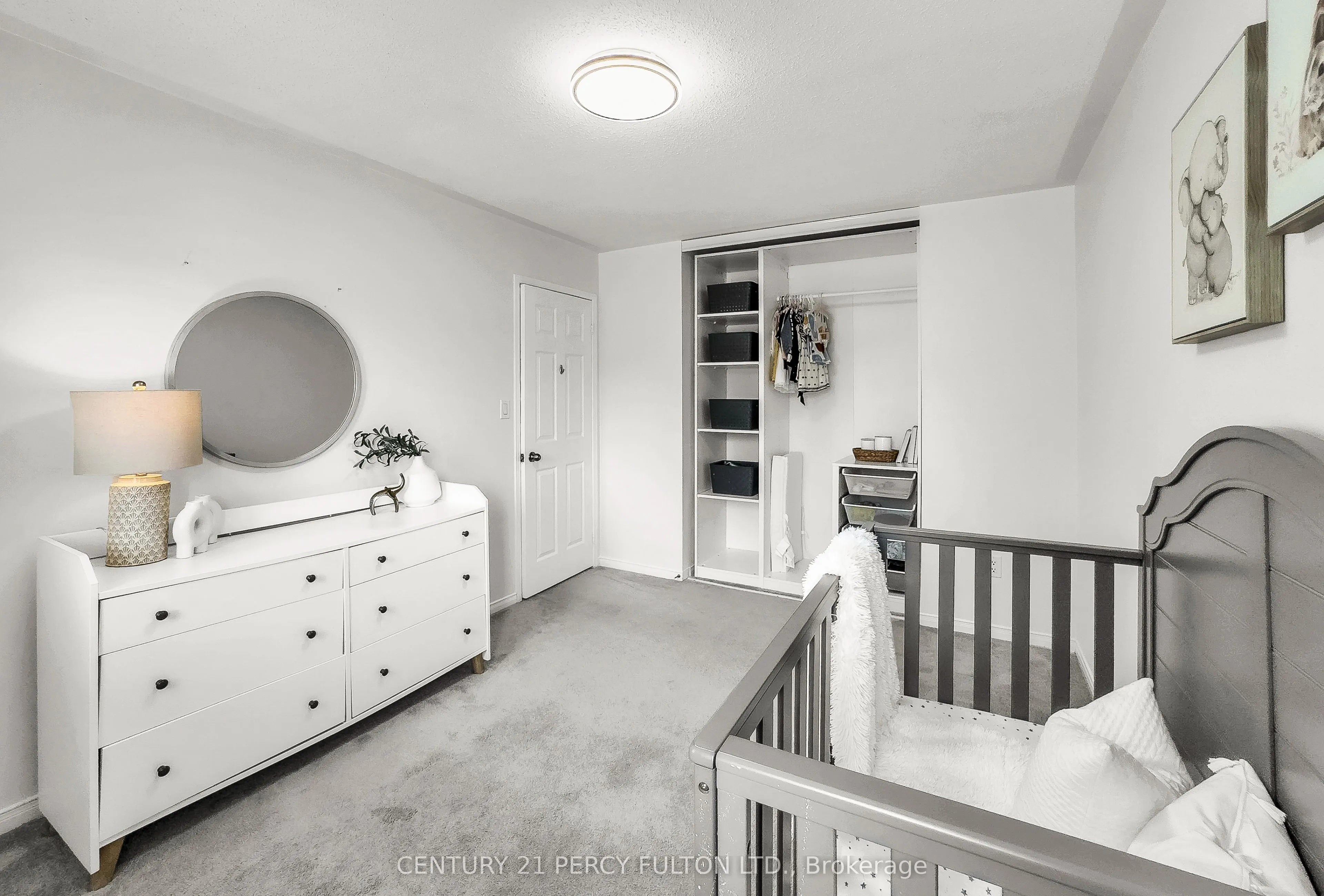 918 Taggart Crescent