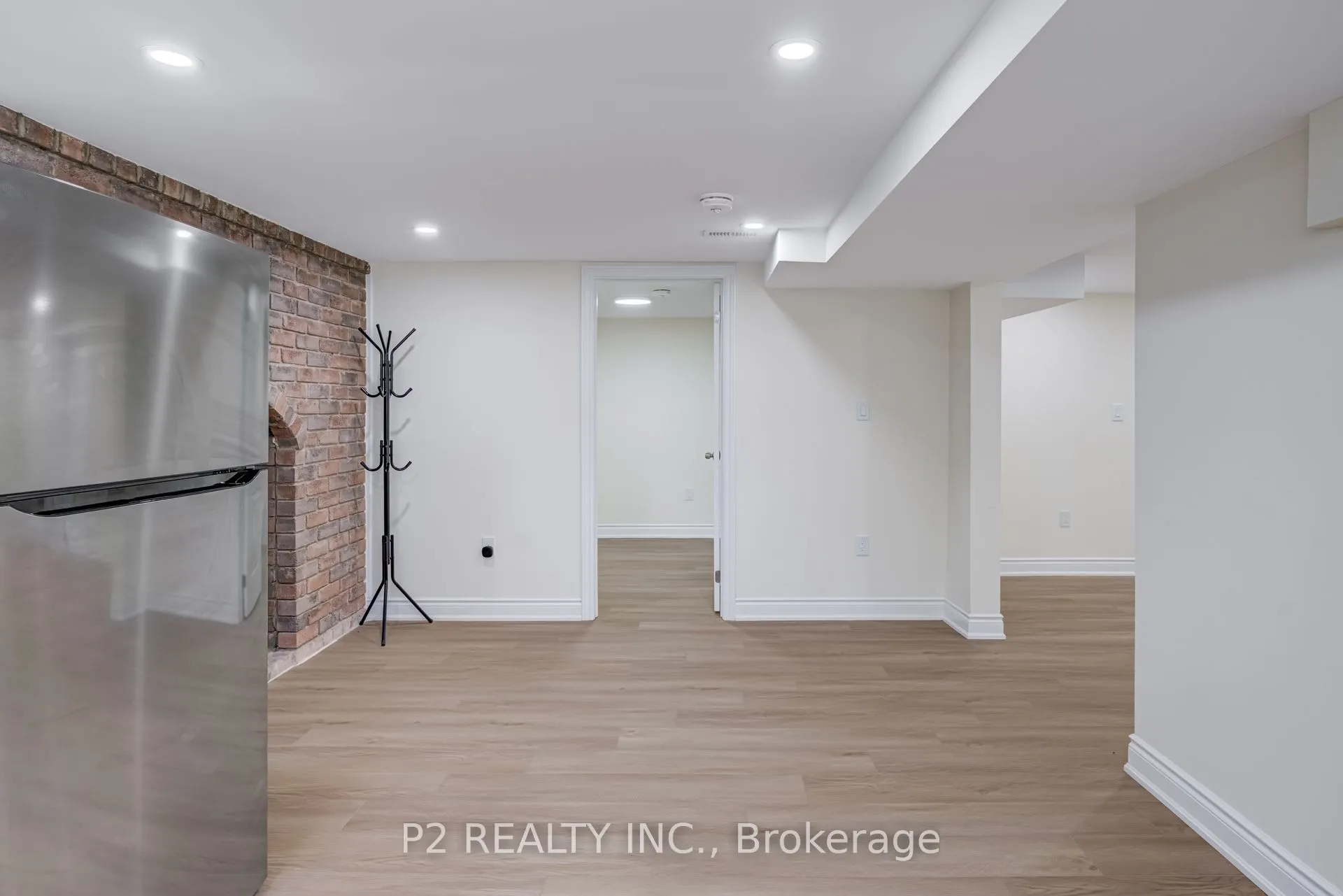 735 Down Crescent, #Basement