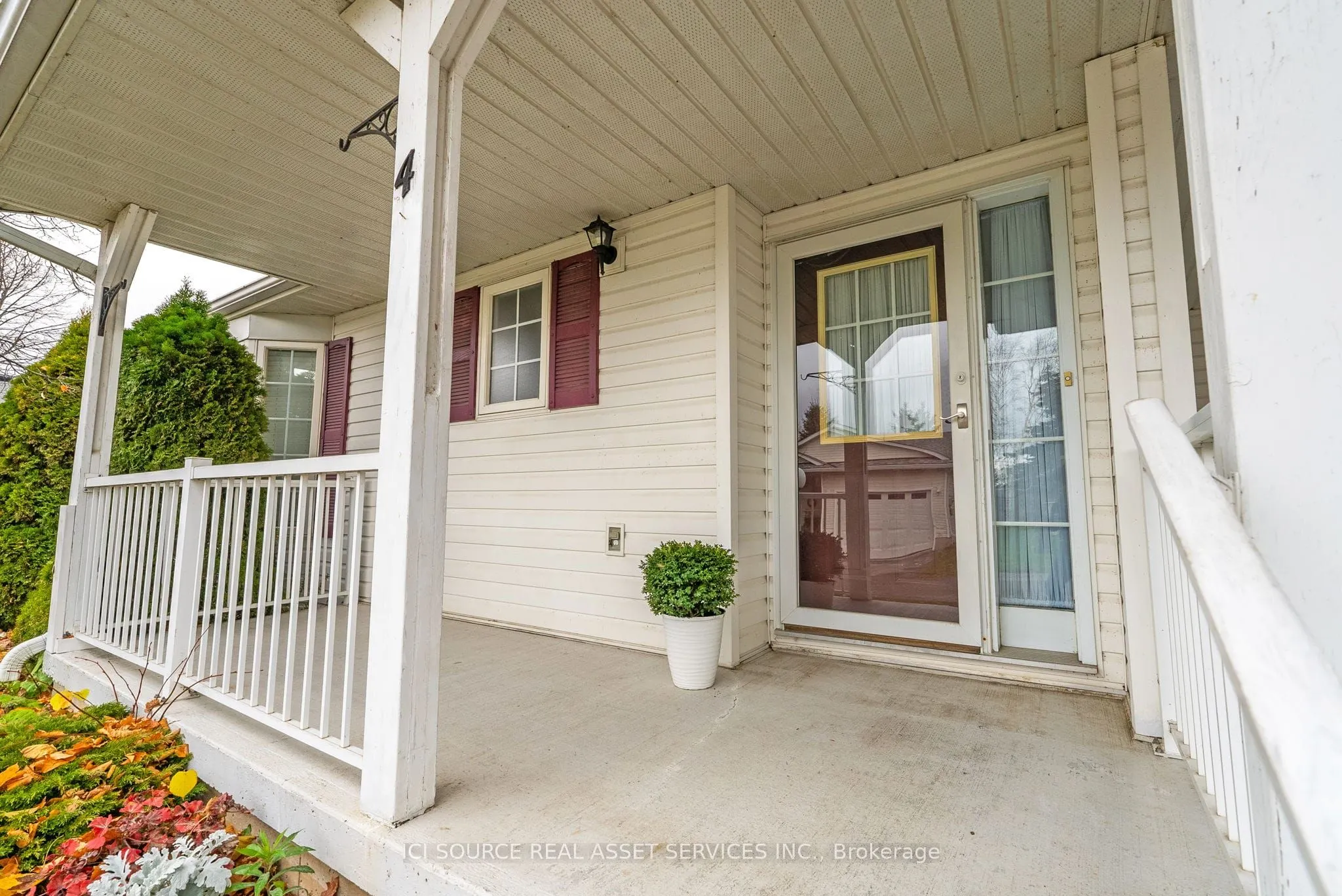 4 Algonquin Trail
