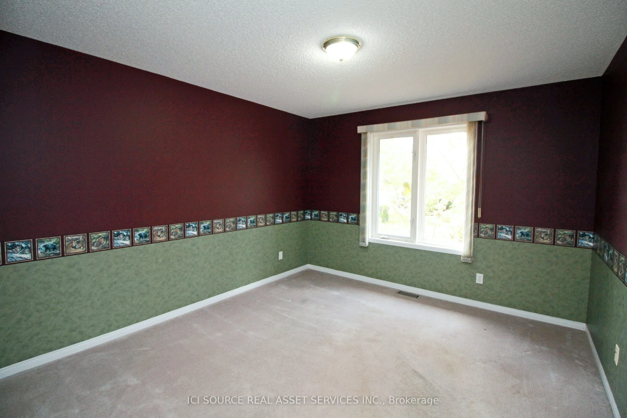 4 Algonquin Trail