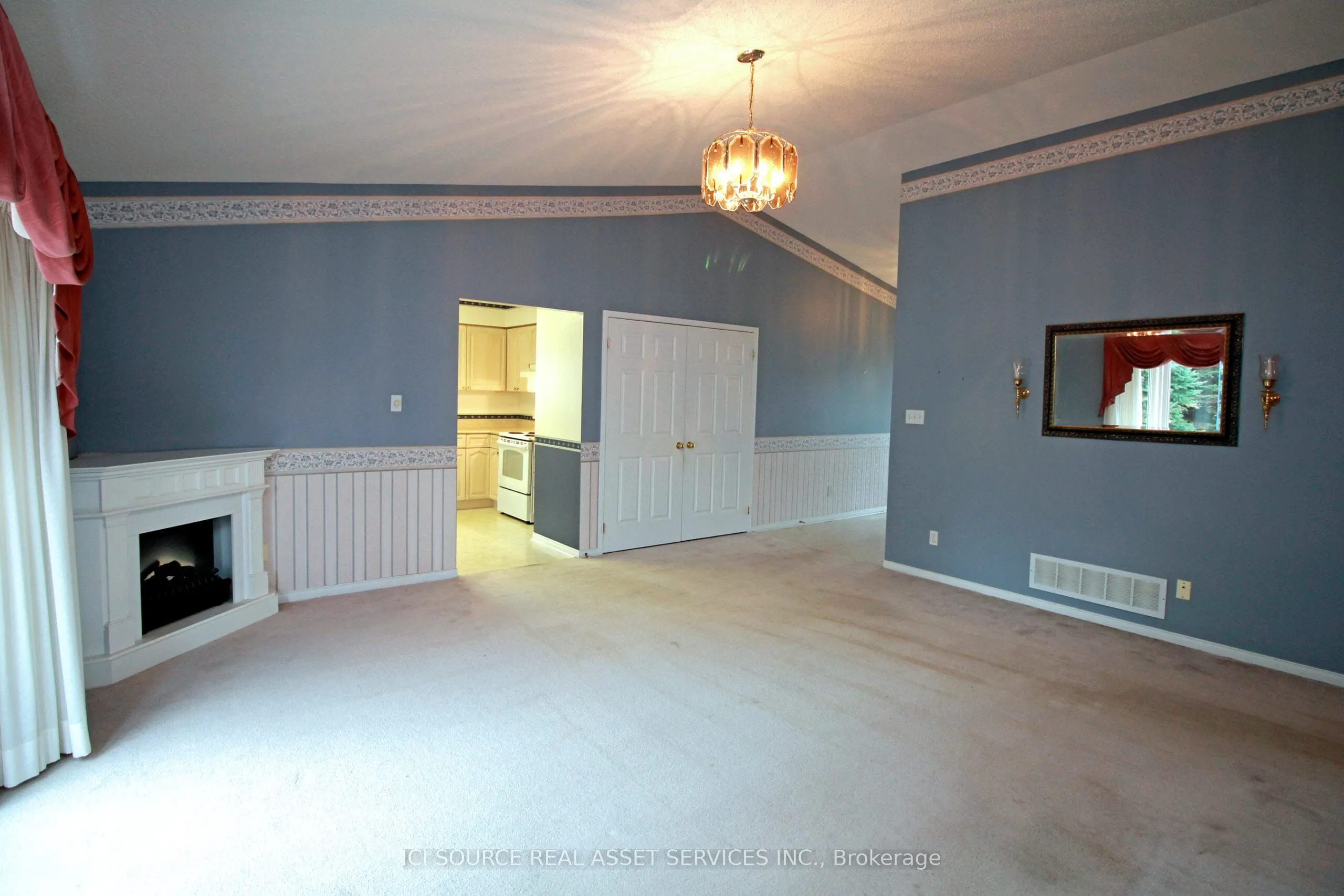4 Algonquin Trail