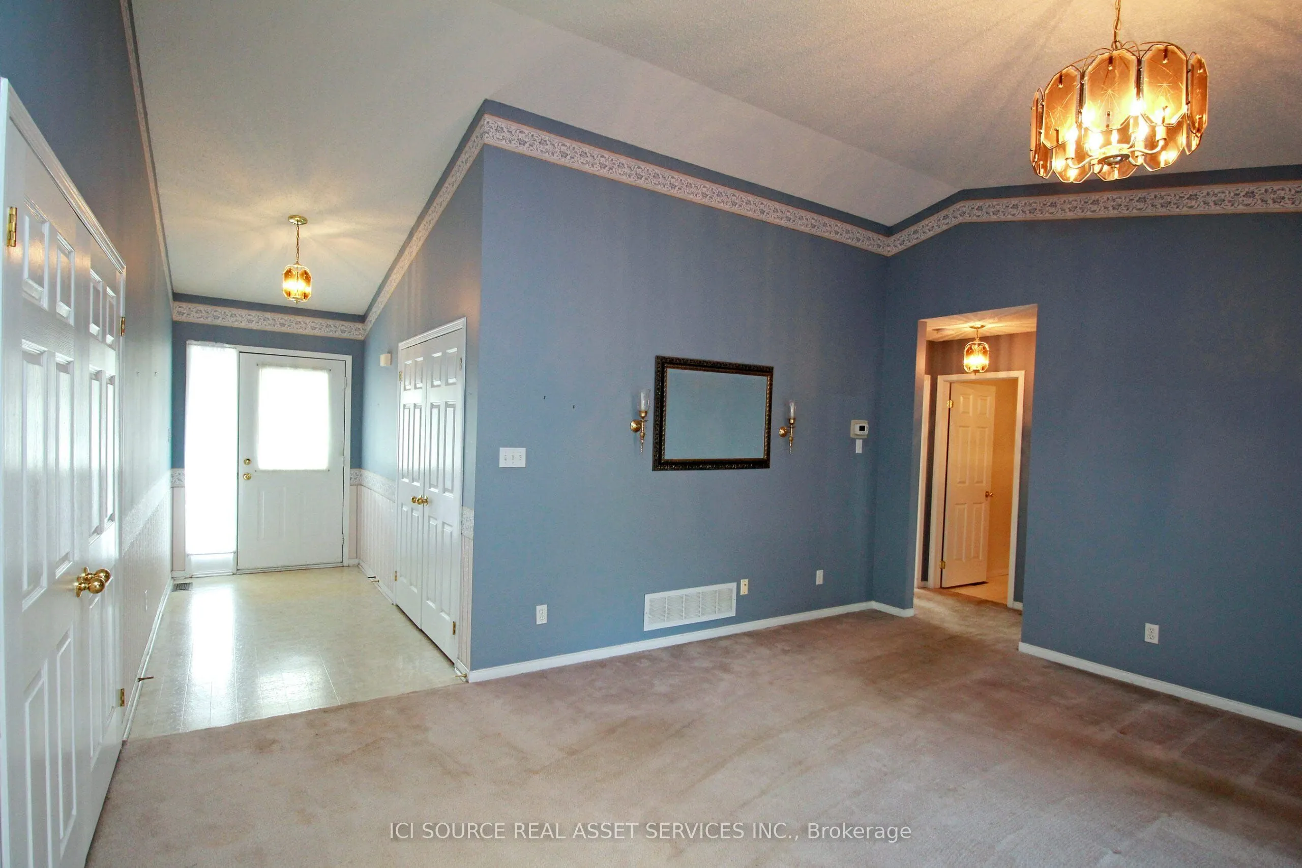4 Algonquin Trail