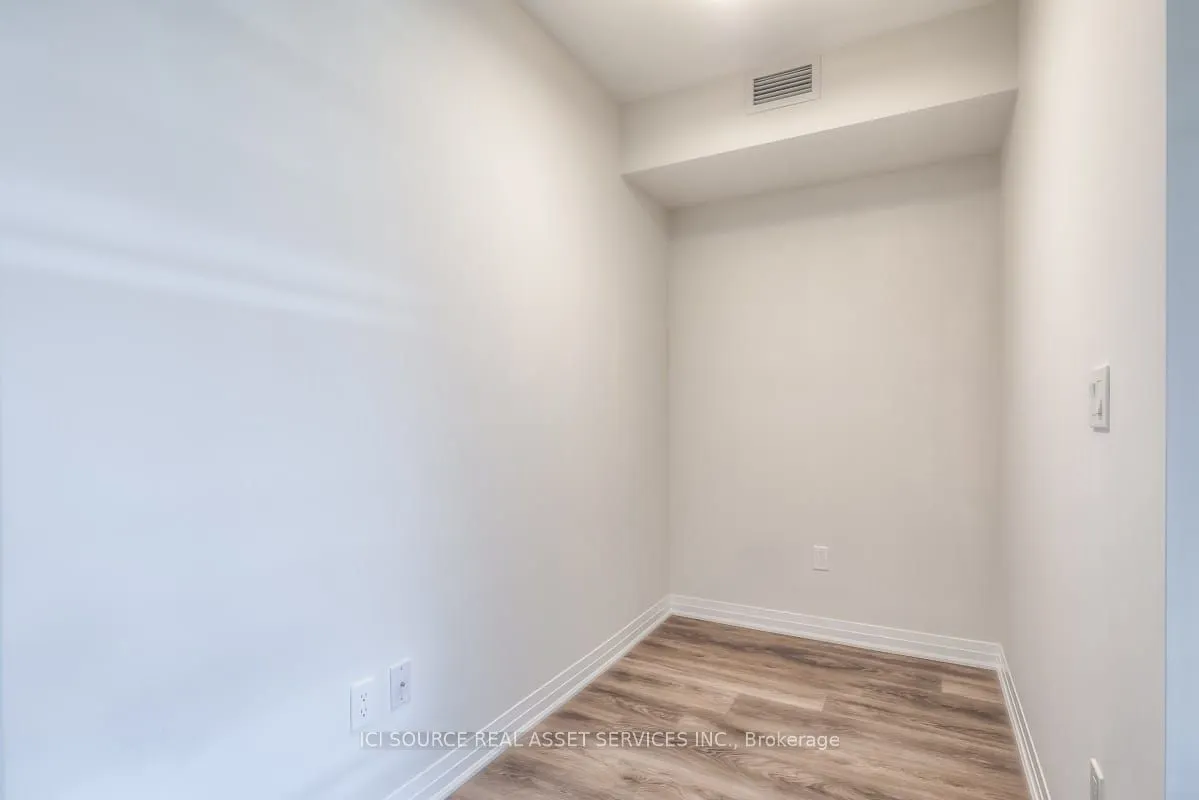 2301 Danforth Avenue, #518