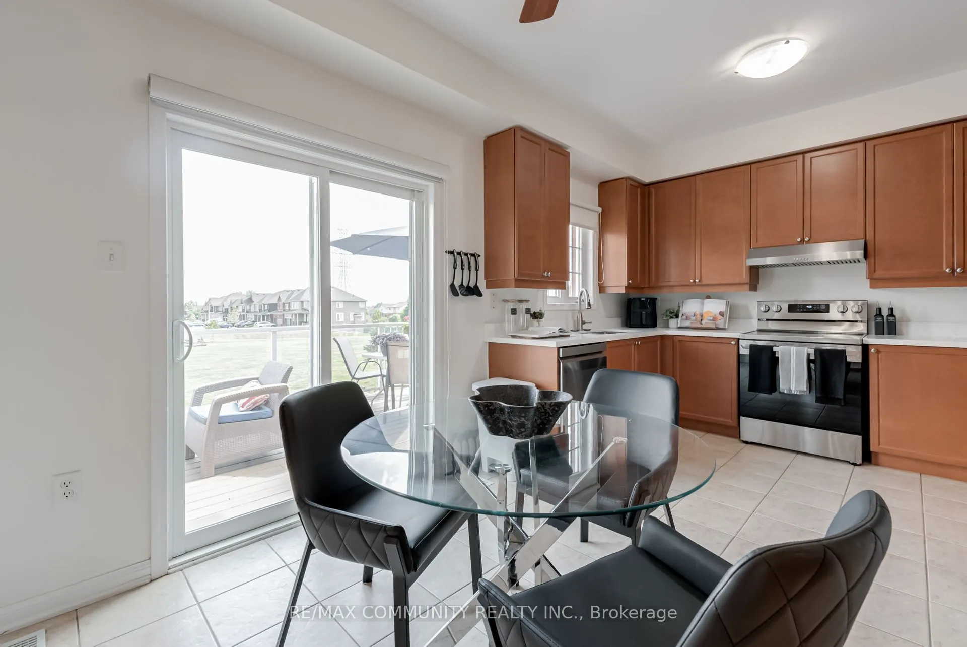 1852 Birchview Drive
