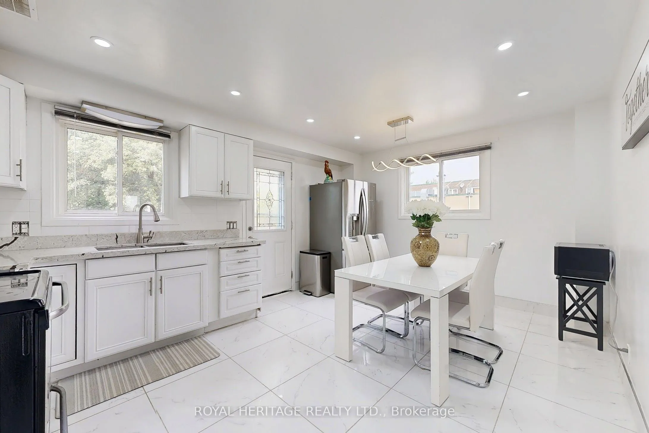 1092 Cedar Street
