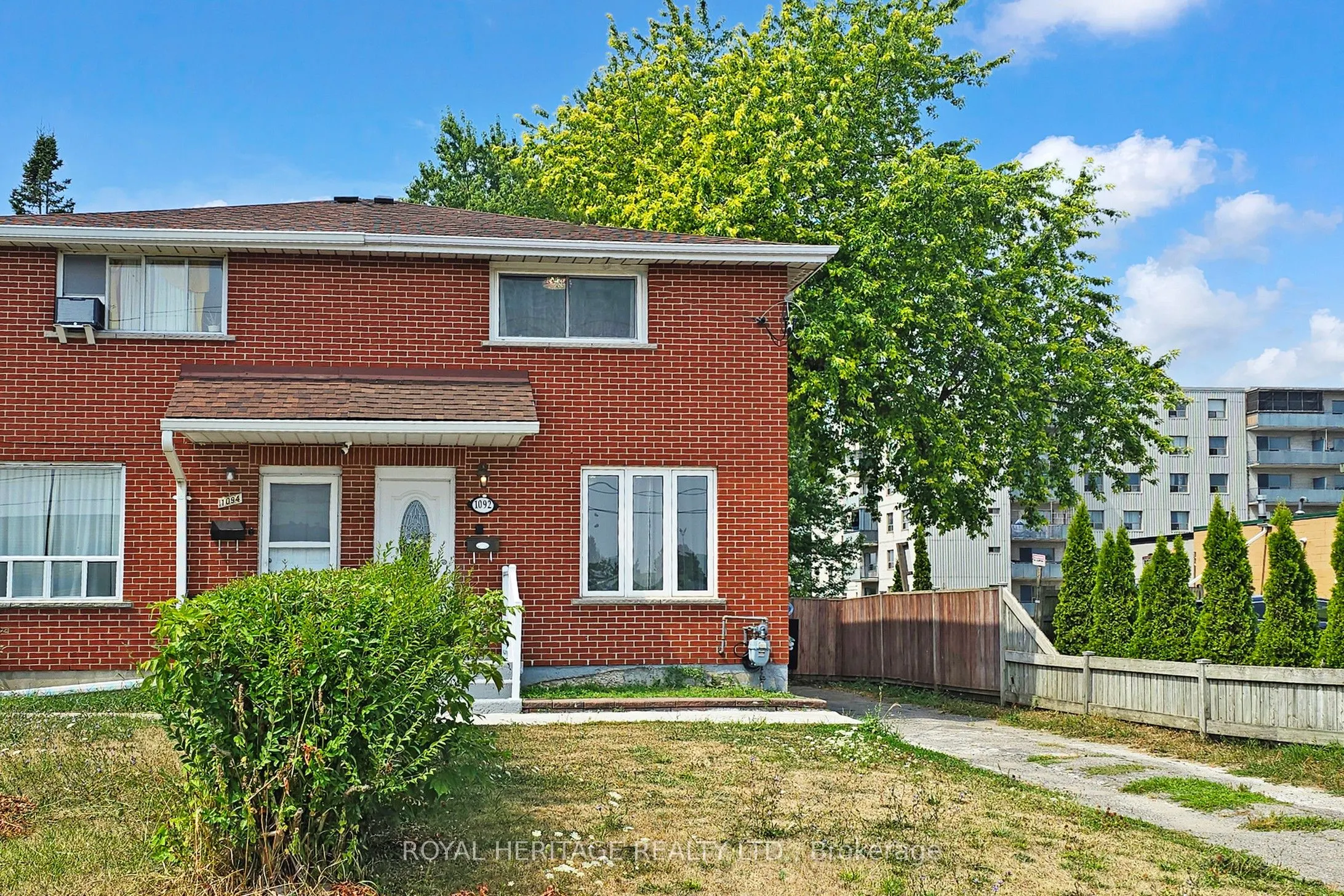 1092 Cedar Street