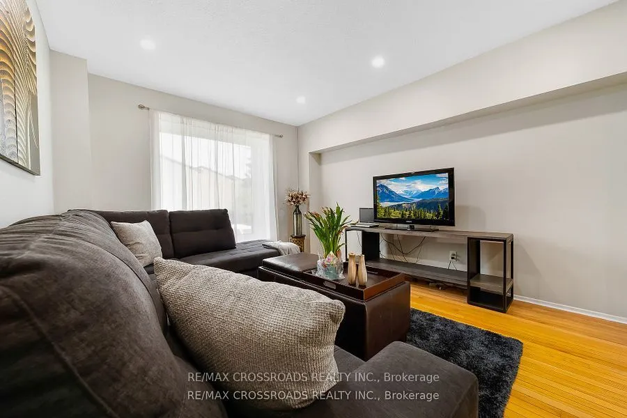 55 Collinsgrove Road, #299