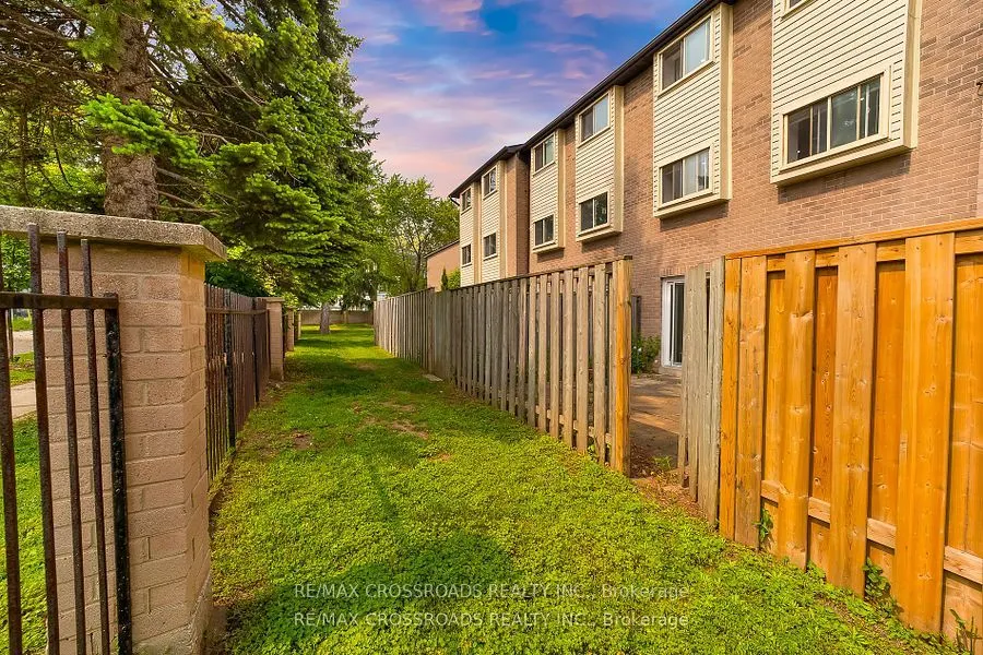 55 Collinsgrove Road, #299