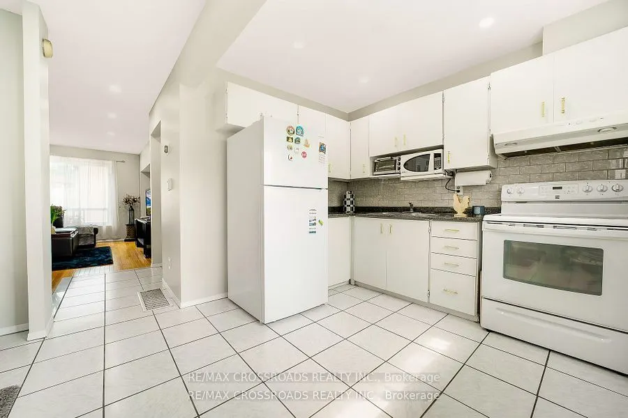55 Collinsgrove Road, #299
