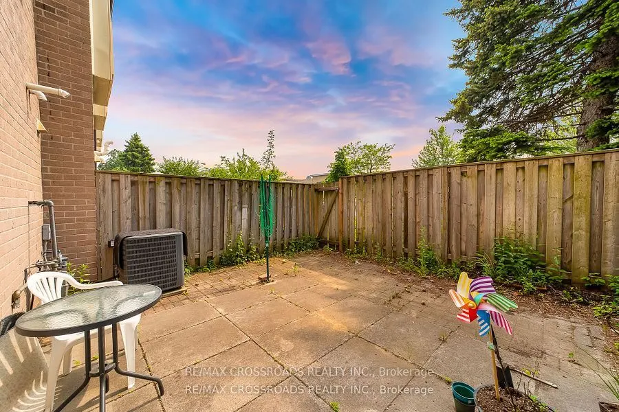 55 Collinsgrove Road, #299