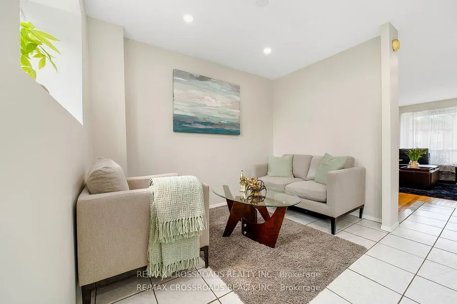 55 Collinsgrove Road, #299