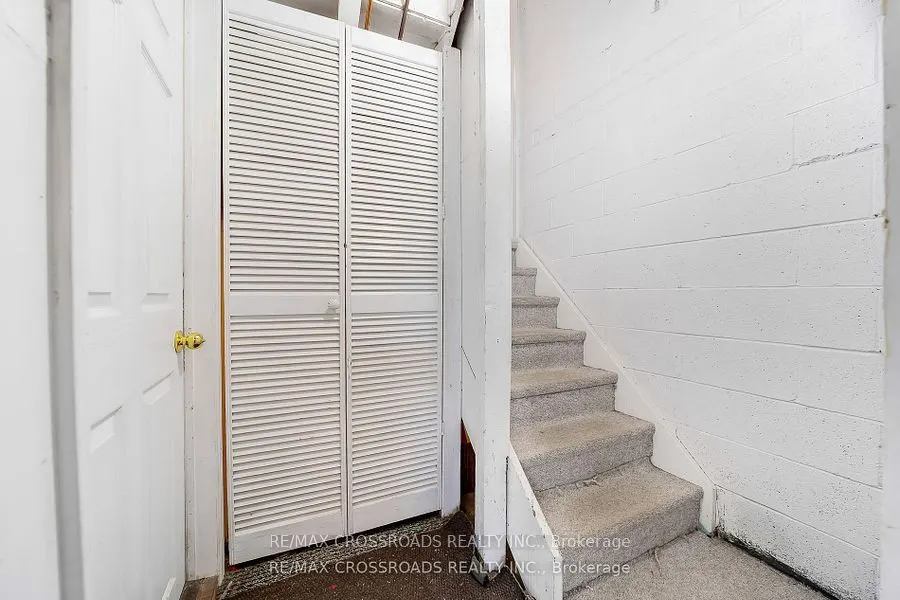 55 Collinsgrove Road, #299