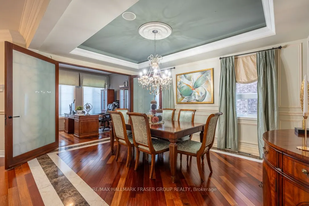 10 Weston Crescent