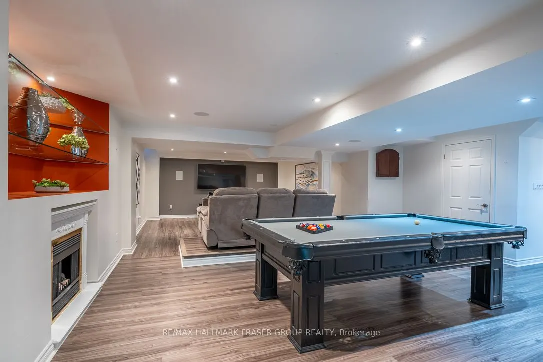 10 Weston Crescent