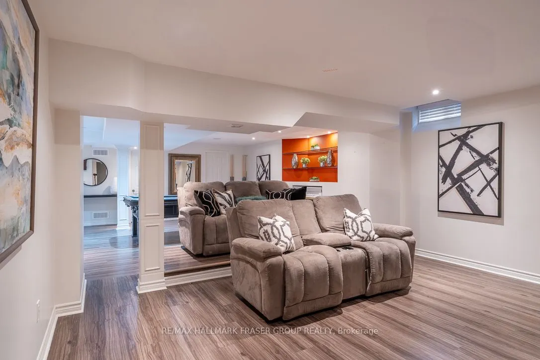 10 Weston Crescent