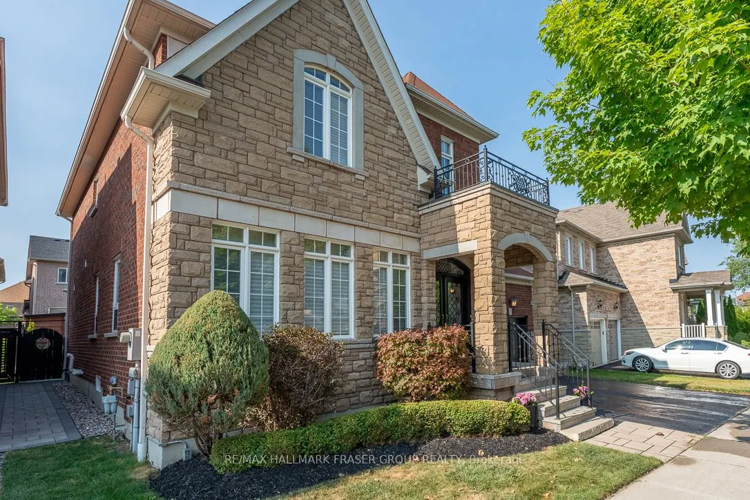 10 Weston Crescent