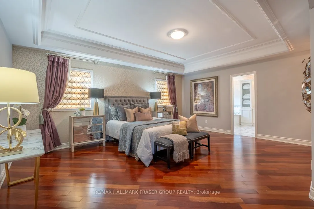 10 Weston Crescent