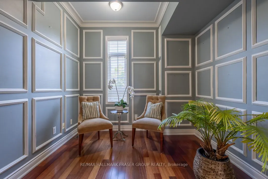 10 Weston Crescent