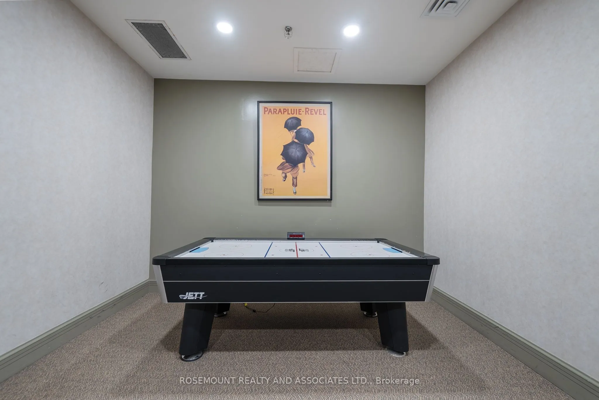 125 Omni Drive, #2039