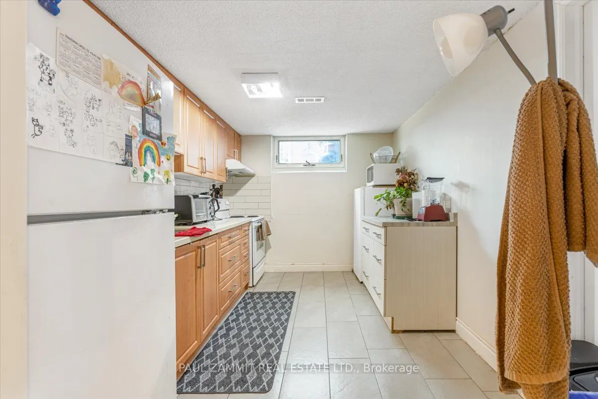 16 Paloma Place