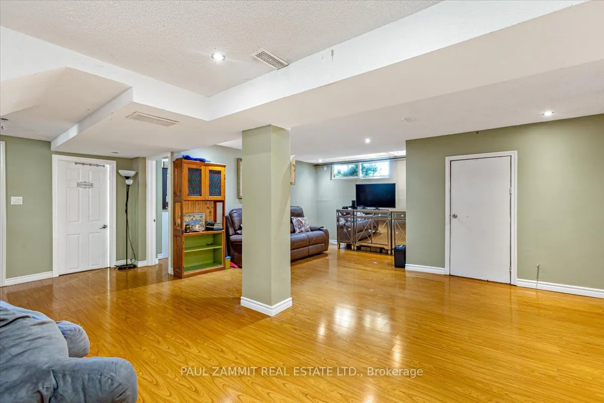 16 Paloma Place