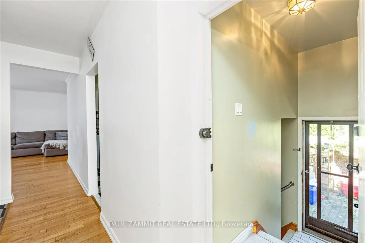 16 Paloma Place