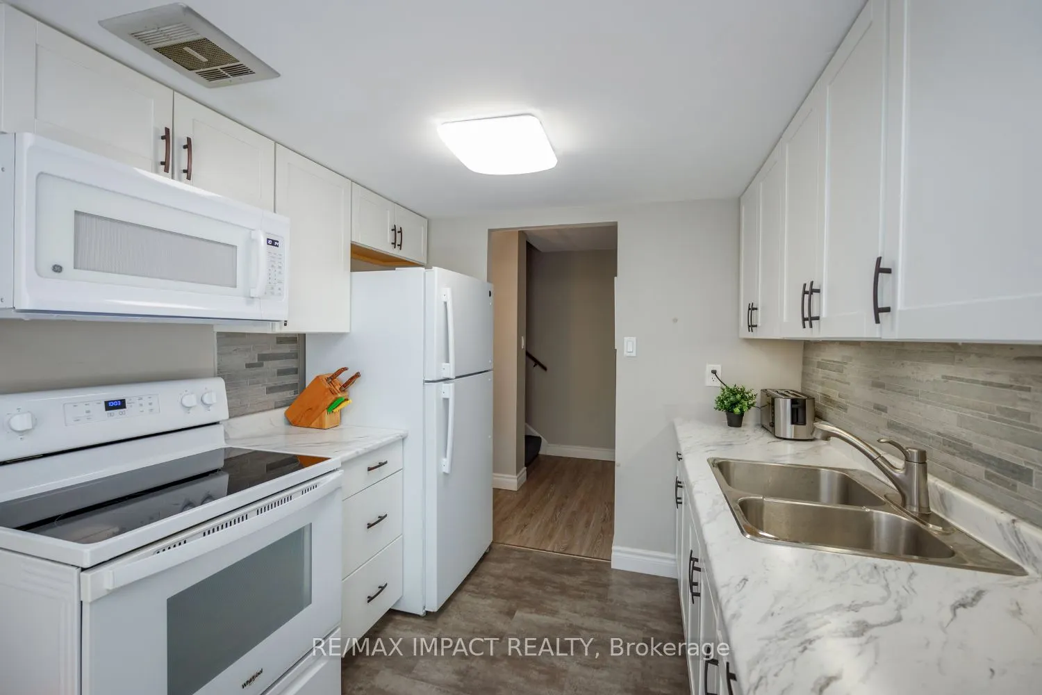 43 Taunton Road E, #31