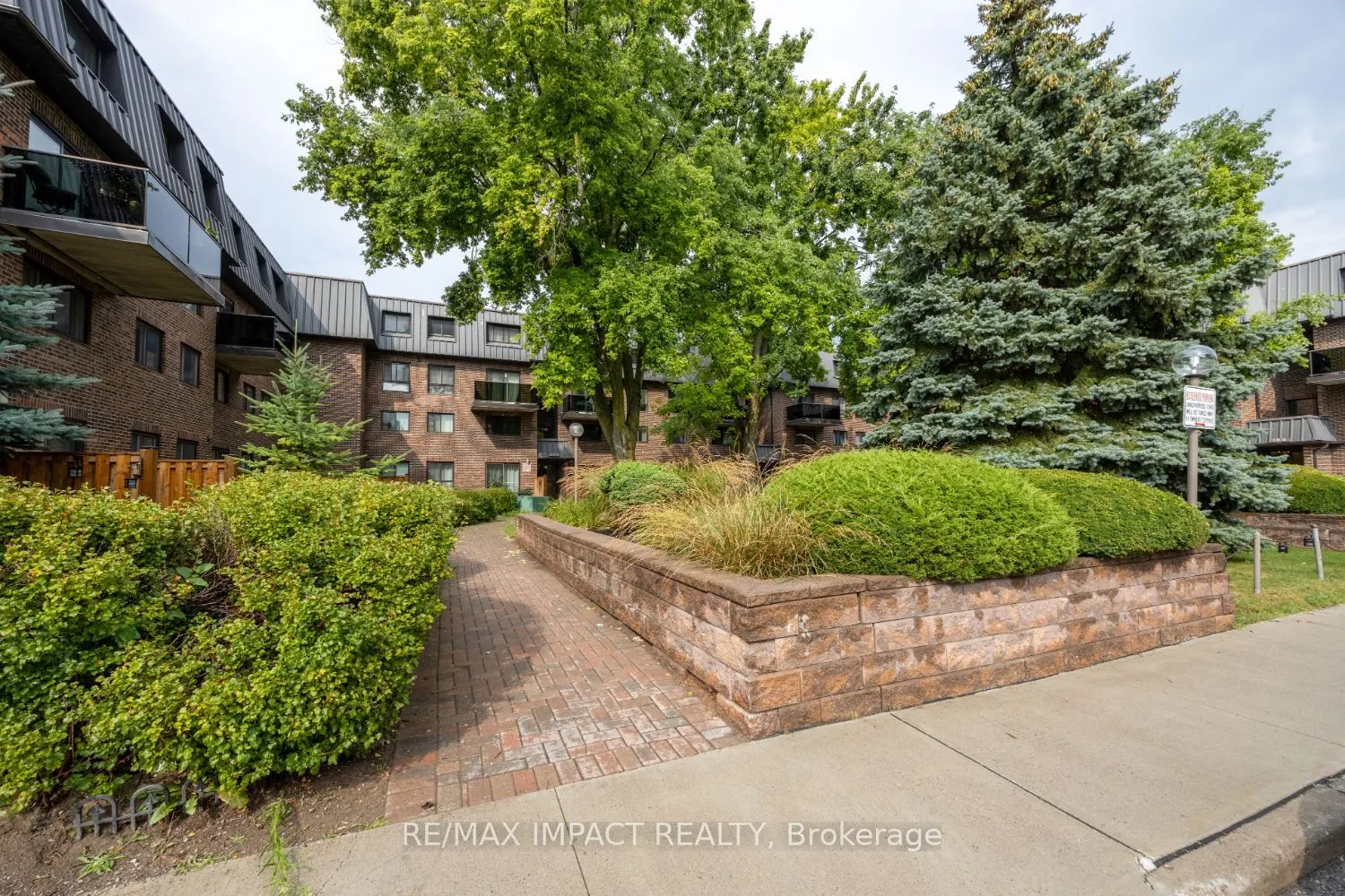 43 Taunton Road E, #31