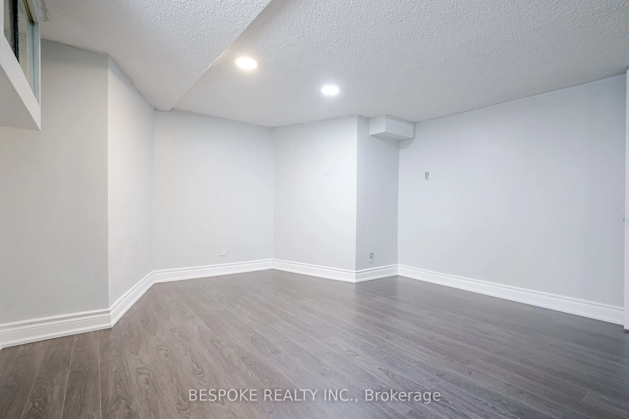 195 Park Road S, #Bsmt