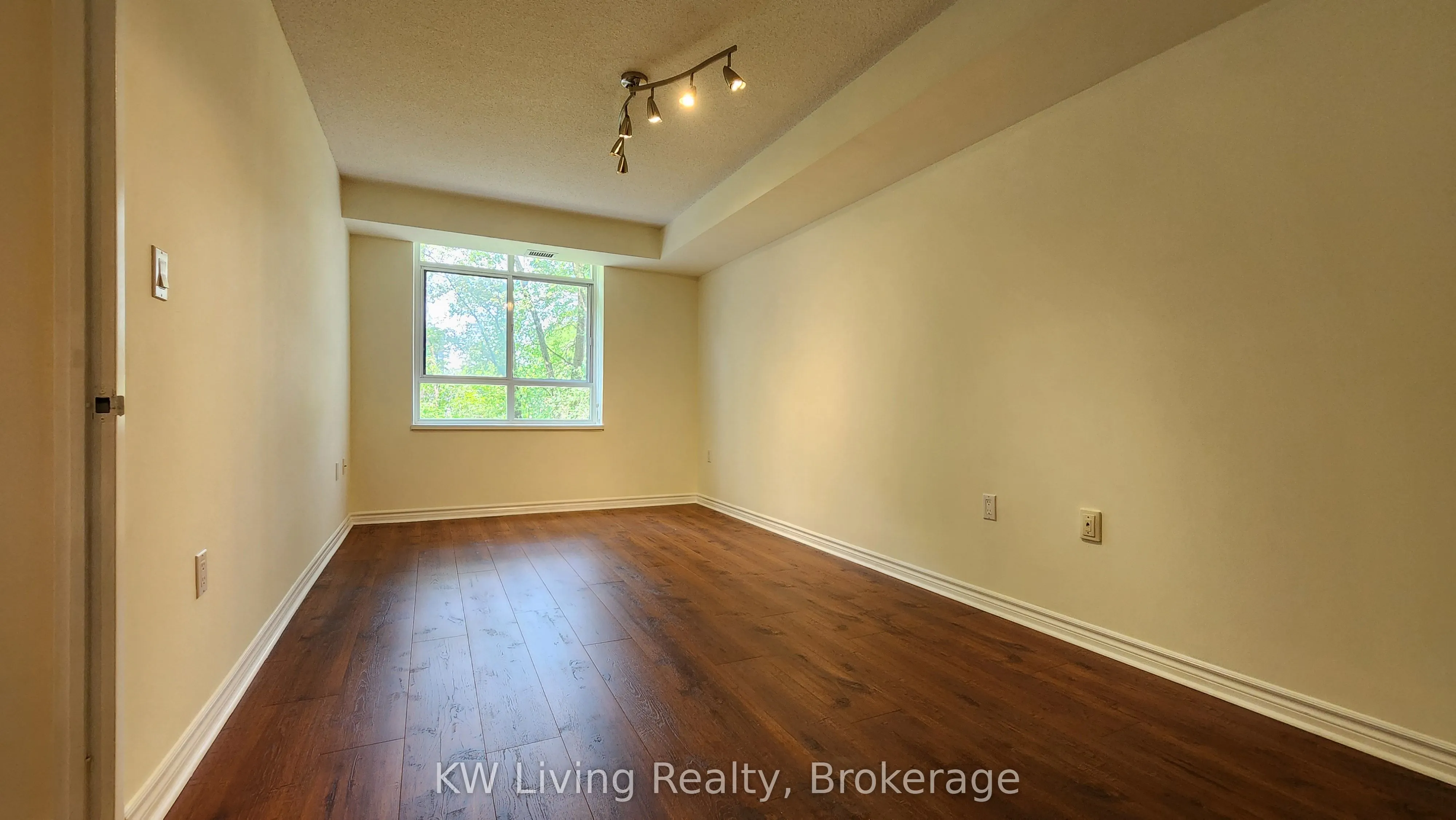 115 Bonis Avenue, #211