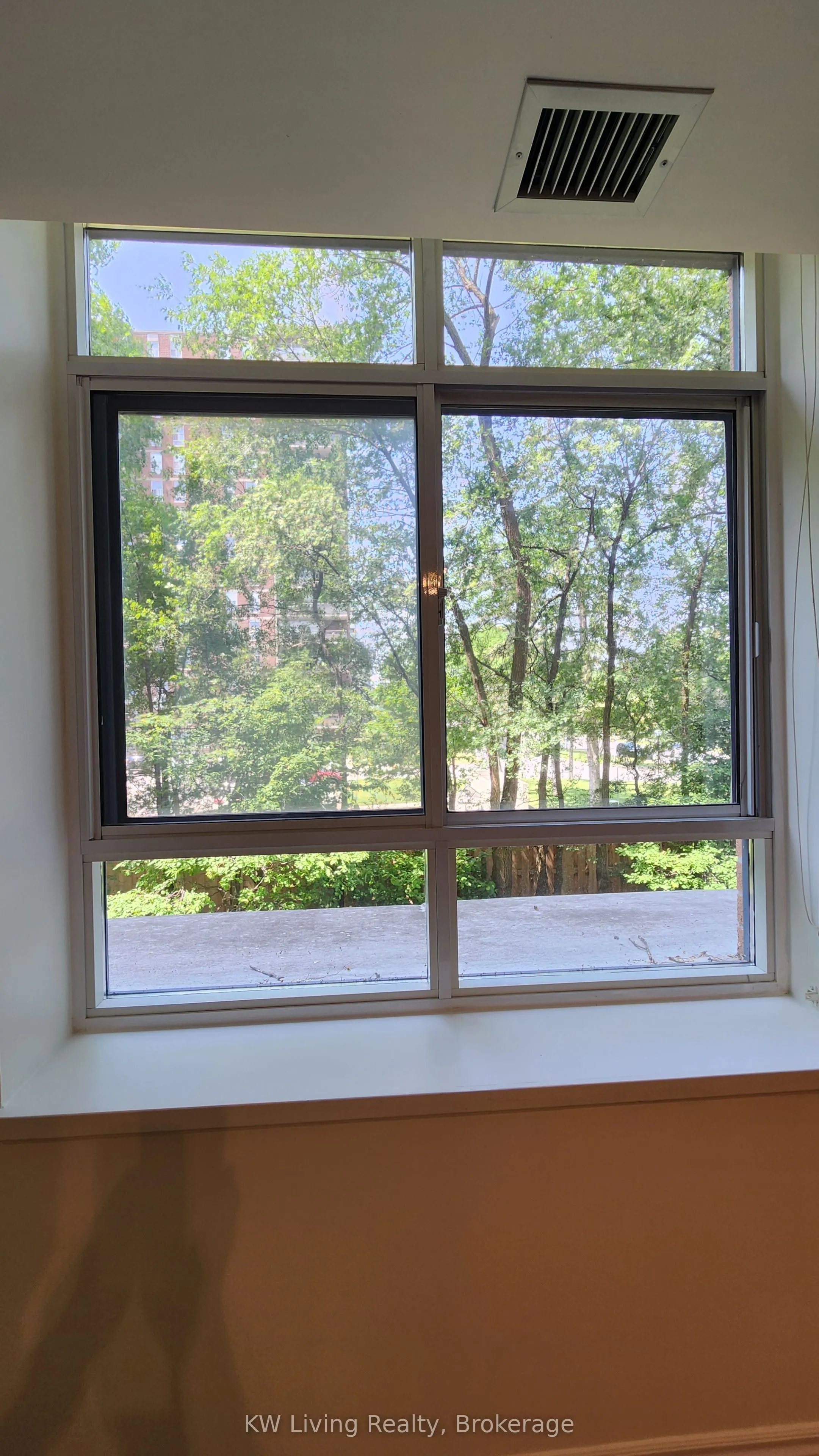 115 Bonis Avenue, #211