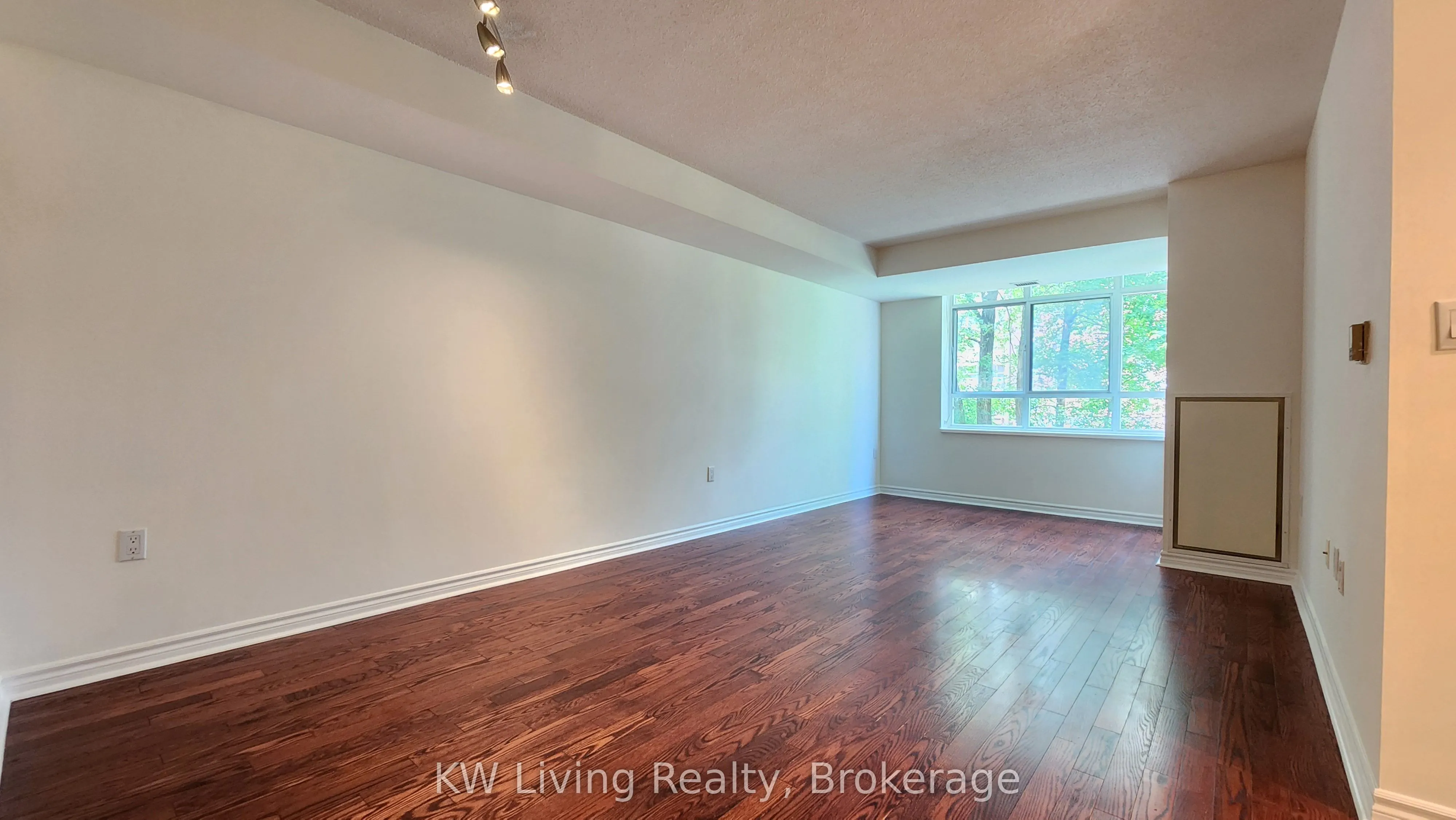 115 Bonis Avenue, #211