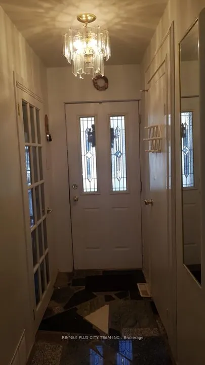 28 Livingston Road, #77