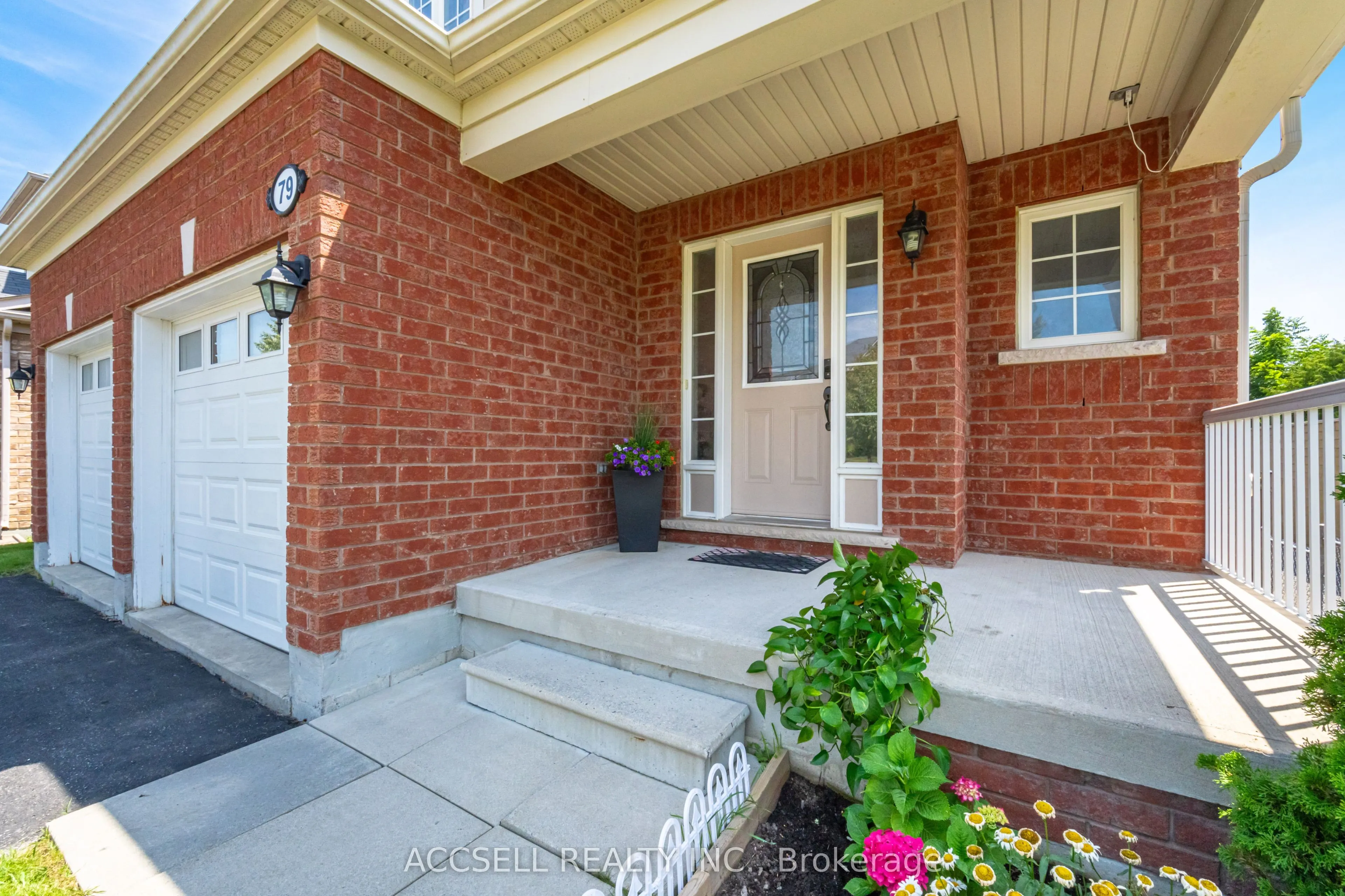 79 Lobb Court