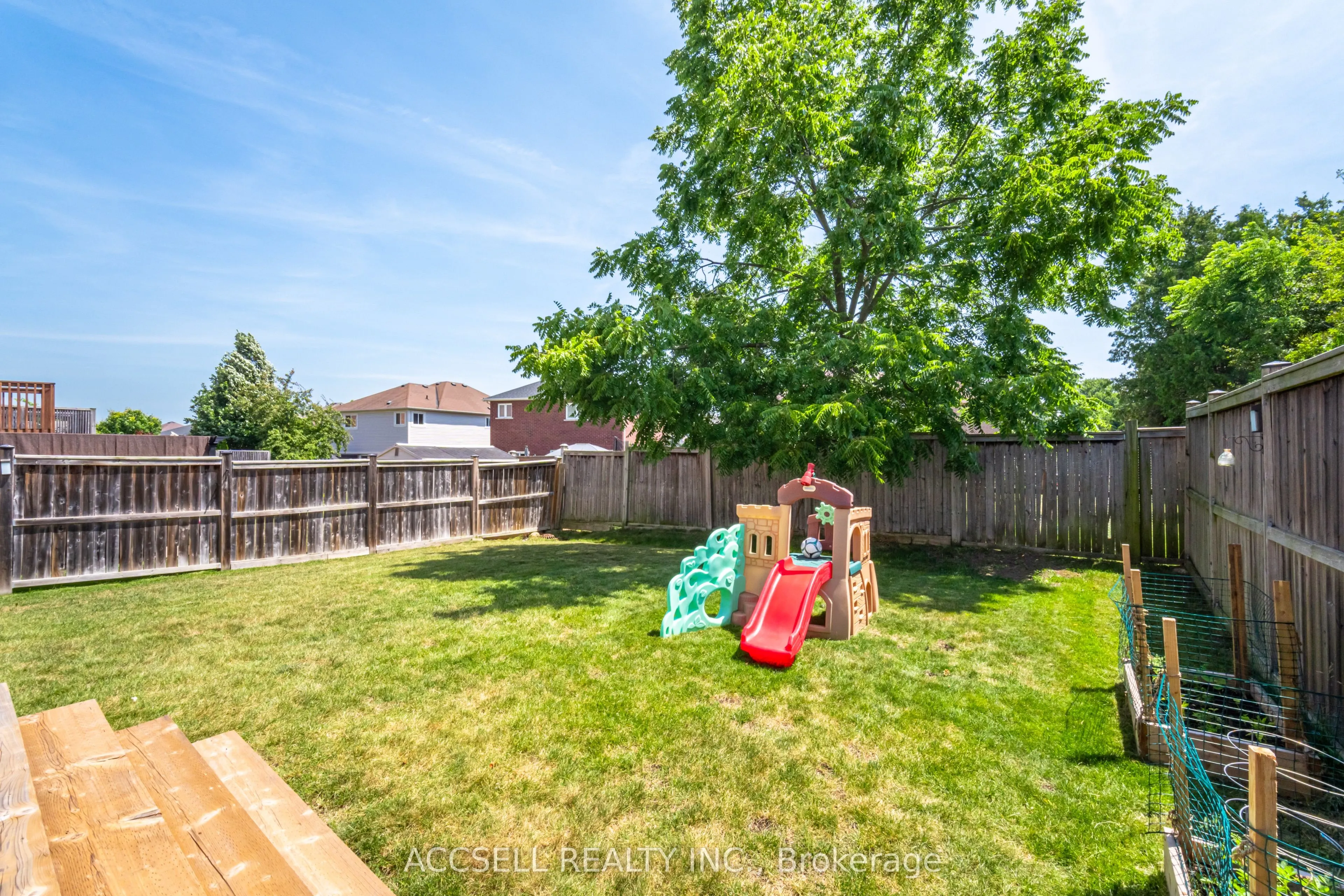 79 Lobb Court