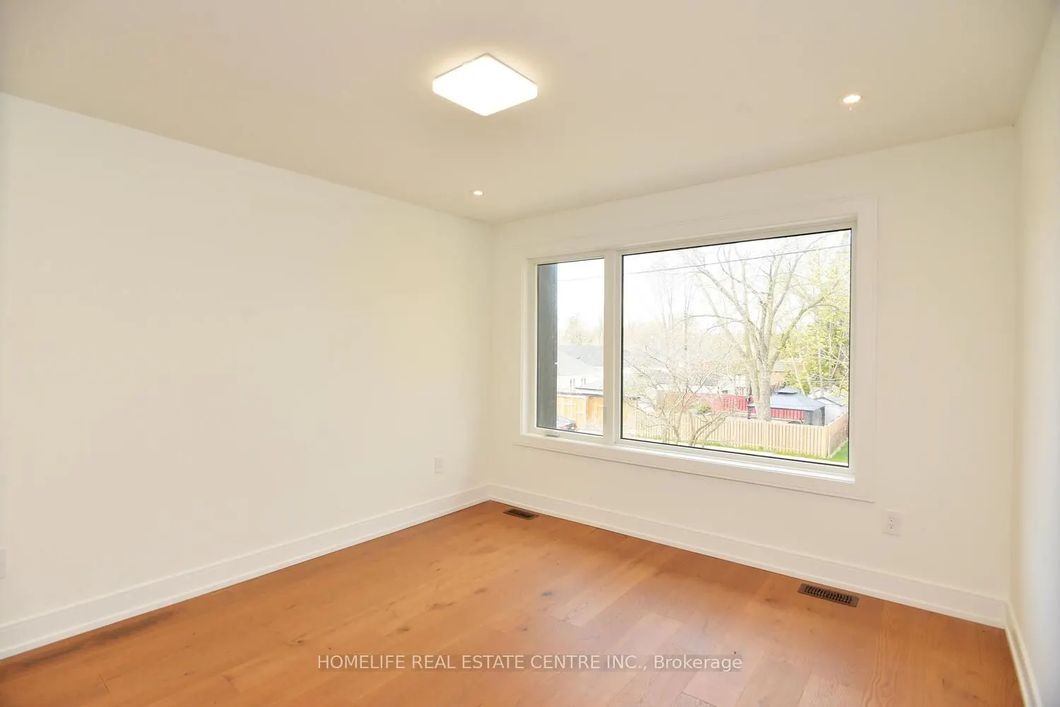1 Camilla Crescent