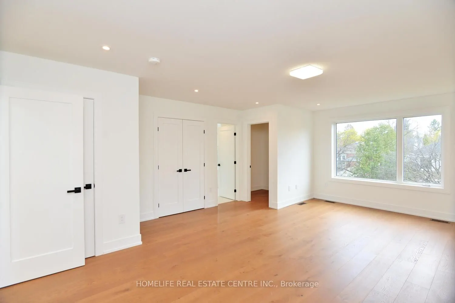 1 Camilla Crescent