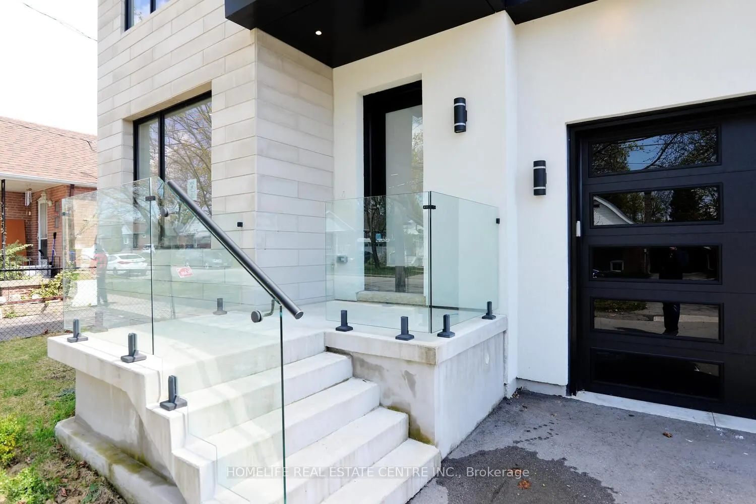 1 Camilla Crescent