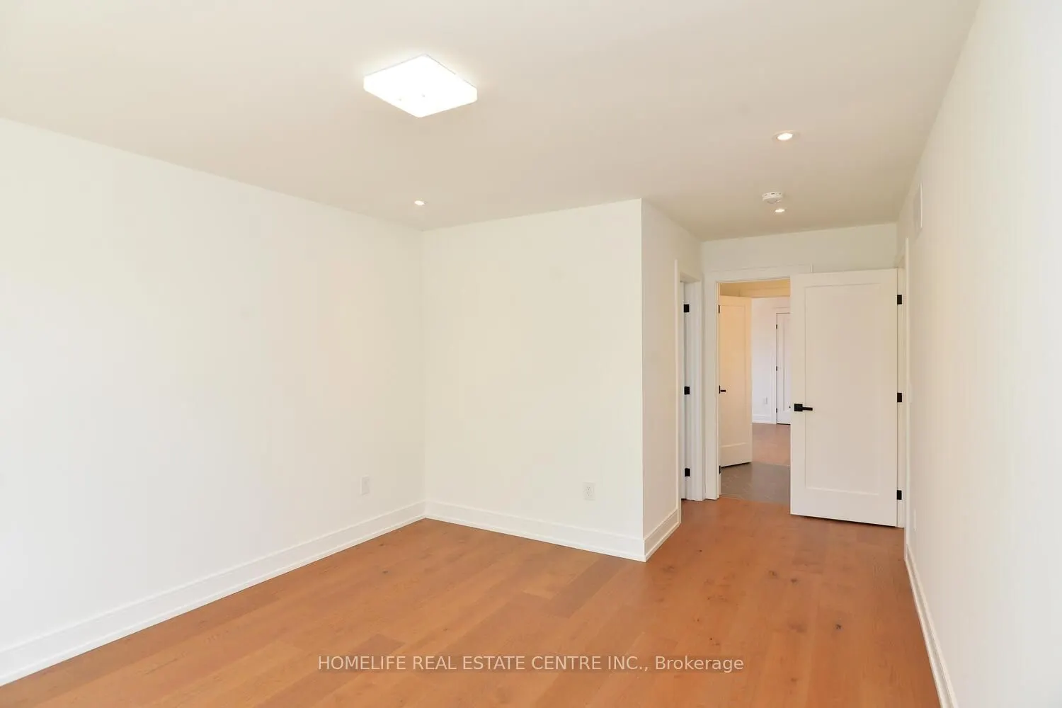 1 Camilla Crescent