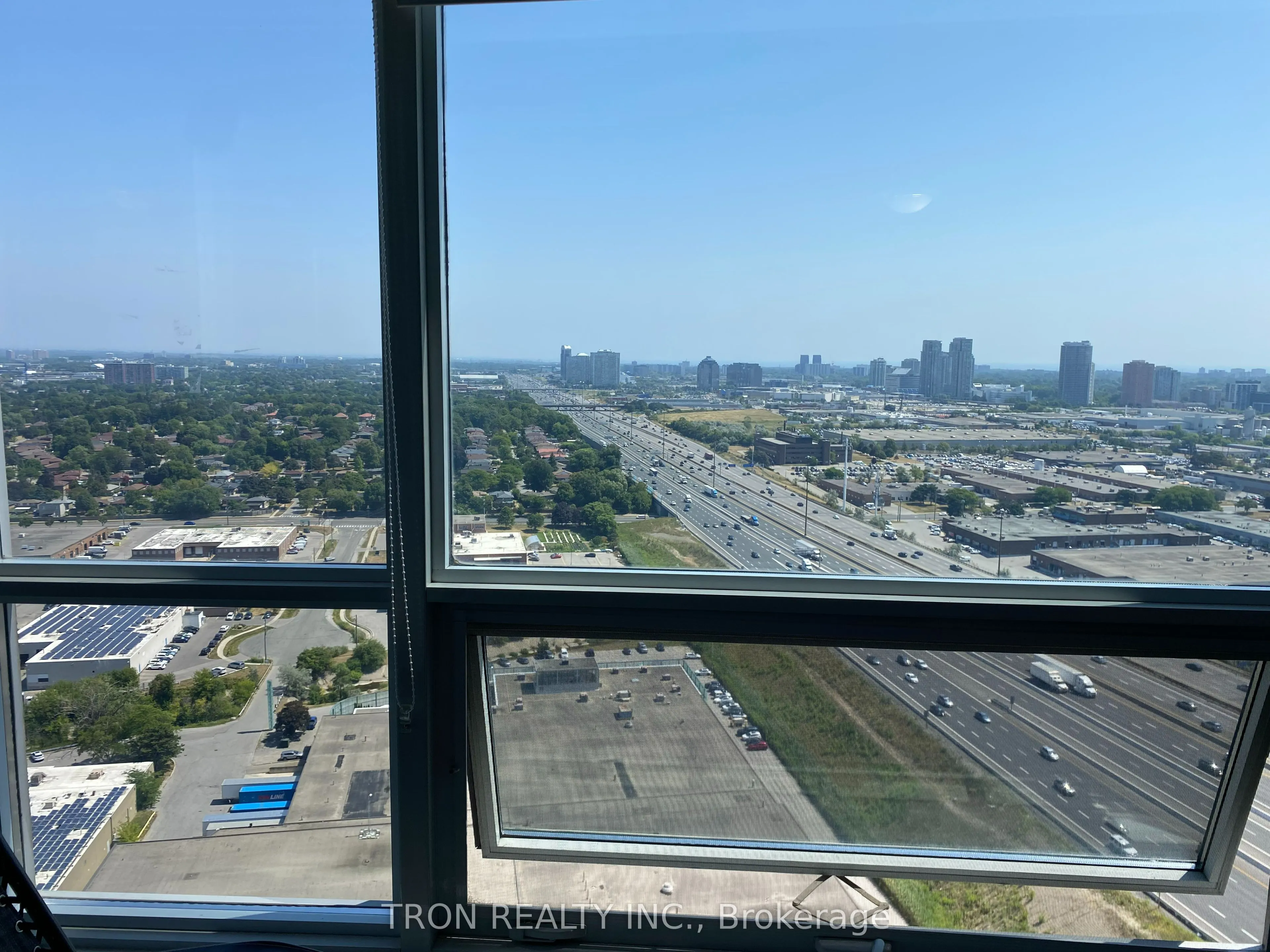 125 Village Green Square, #3102