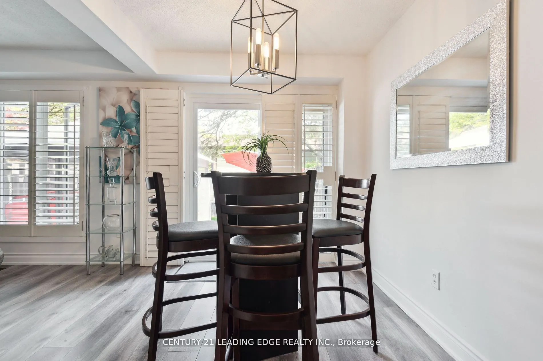 4662 Kingston Road, #150